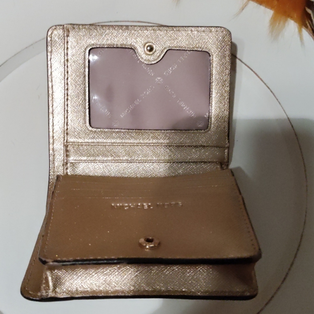 MICHAEL KORS / ON SALE 🙂🙂🙂🙂 - Picture 4 of 4